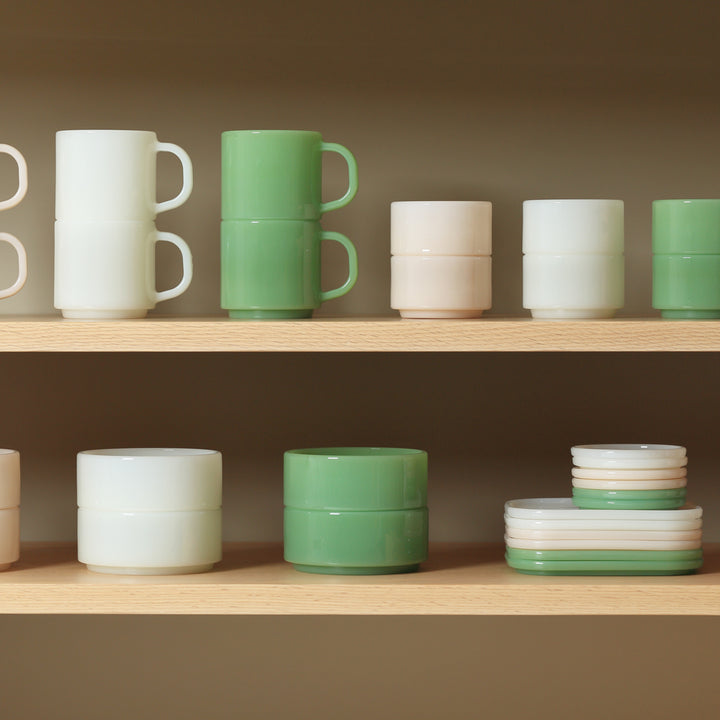 ヴィンテージCORNING ホワイト大皿 4枚セットミルクガラス23cm ヴィンテージCORNING ホワイト大皿 4枚セットミルクガラス23cm